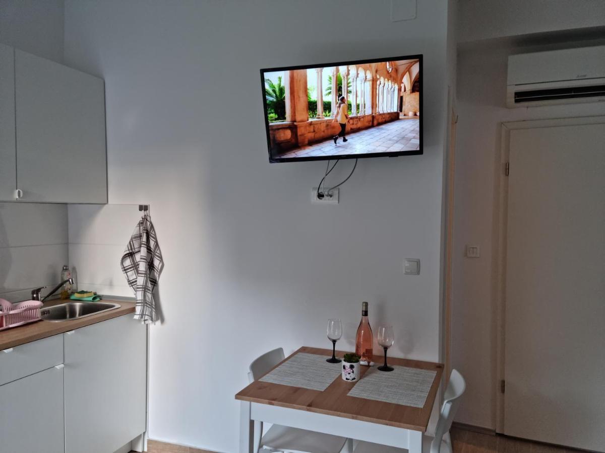 Apartments Vlaho ดูบรอฟนิก ภายนอก รูปภาพ